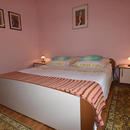 Delfina * Podgora (Split-Dalmatia)