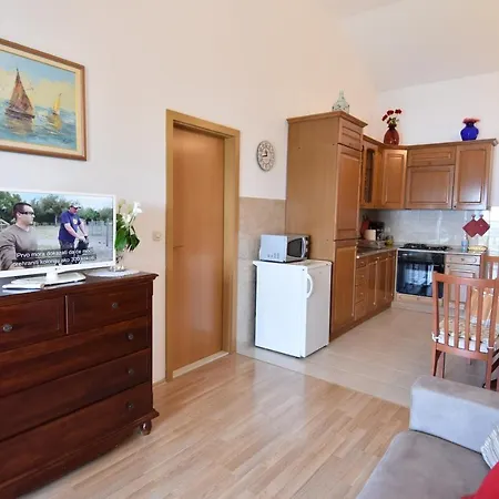 Apartment Delfina *