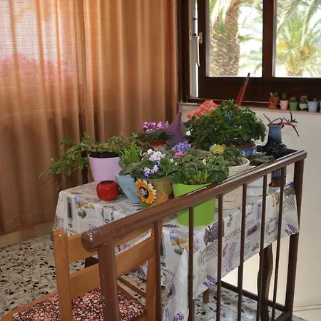 Delfina Apartment