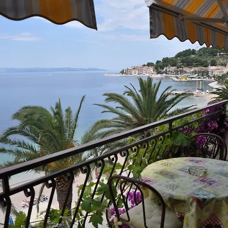 Delfina * Podgora